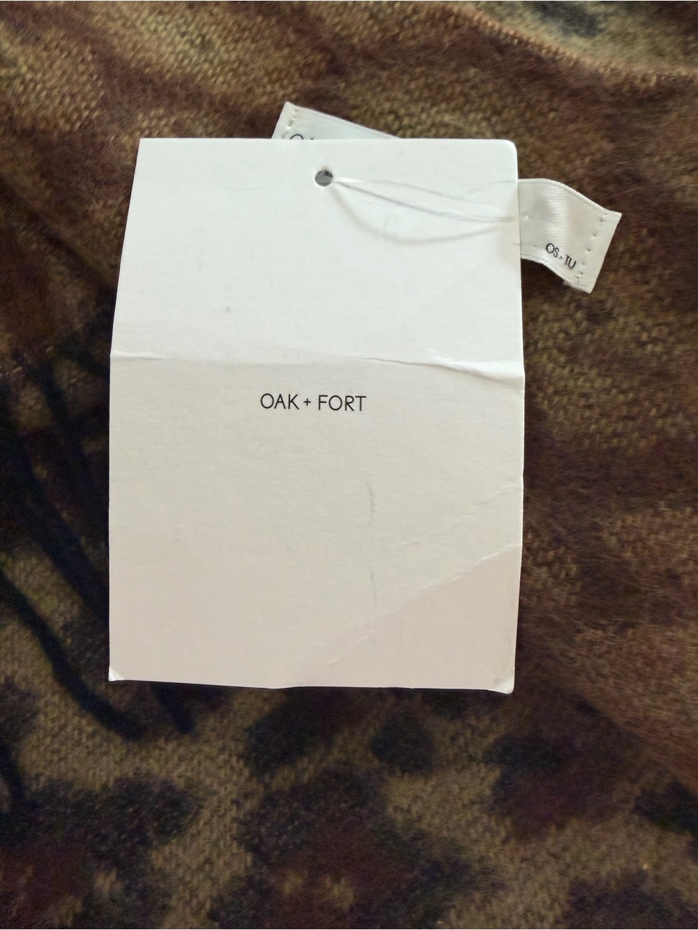 NWT Oak + Fort Leopard Print Scarf - Picture 11 of 13